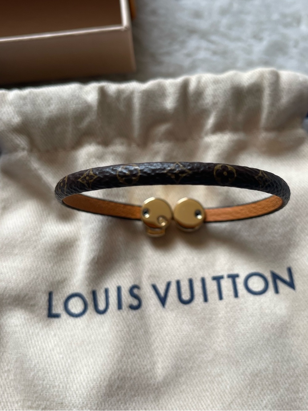 Louis Vuitton Monogram Bracelet - Picture 4 of 8